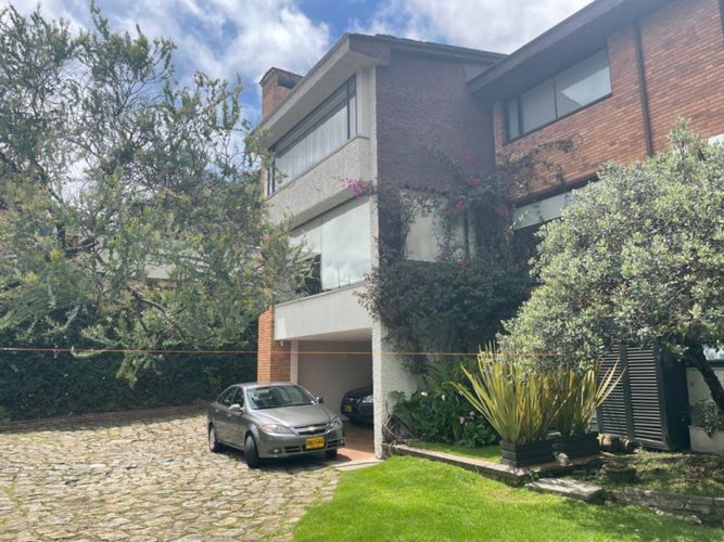 Casa de 4 alcobas en venta en Chicó Alto, Bogotá, 385 m² · foto 13 de 14