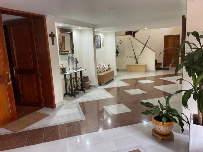 Casa de 4 alcobas en venta en Santa Ana Oriental, Bogotá, 606 m² · foto 16 de 24