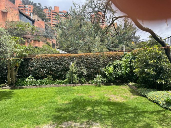 Casa de 4 alcobas en venta en Chicó Alto, Bogotá, 385 m² · foto 22 de 24