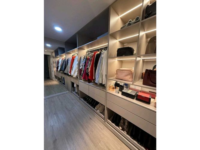 Apartamento de 3 alcobas en venta en Chicó Navarra, Bogotá, 190 m² · foto 14 de 21
