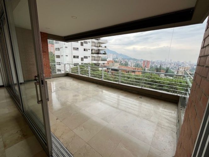 Apartamento en venta en Cristales, Cali · foto 2 de 14