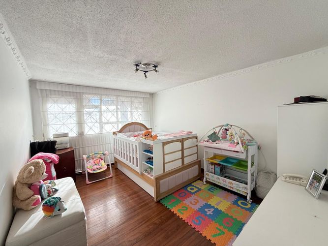 Casa en venta en Claret, Bogotá · foto 6 de 14