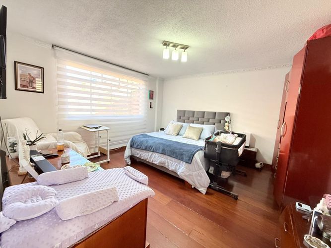 Casa en venta en Claret, Bogotá · foto 7 de 14