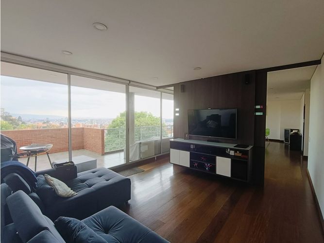 Apartamento de 3 alcobas en venta en Los Rosales, Bogotá, 219 m² · foto 9 de 24