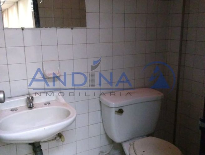 Local en venta en La Candelaria, Medellín, 180 m² · foto 12 de 12