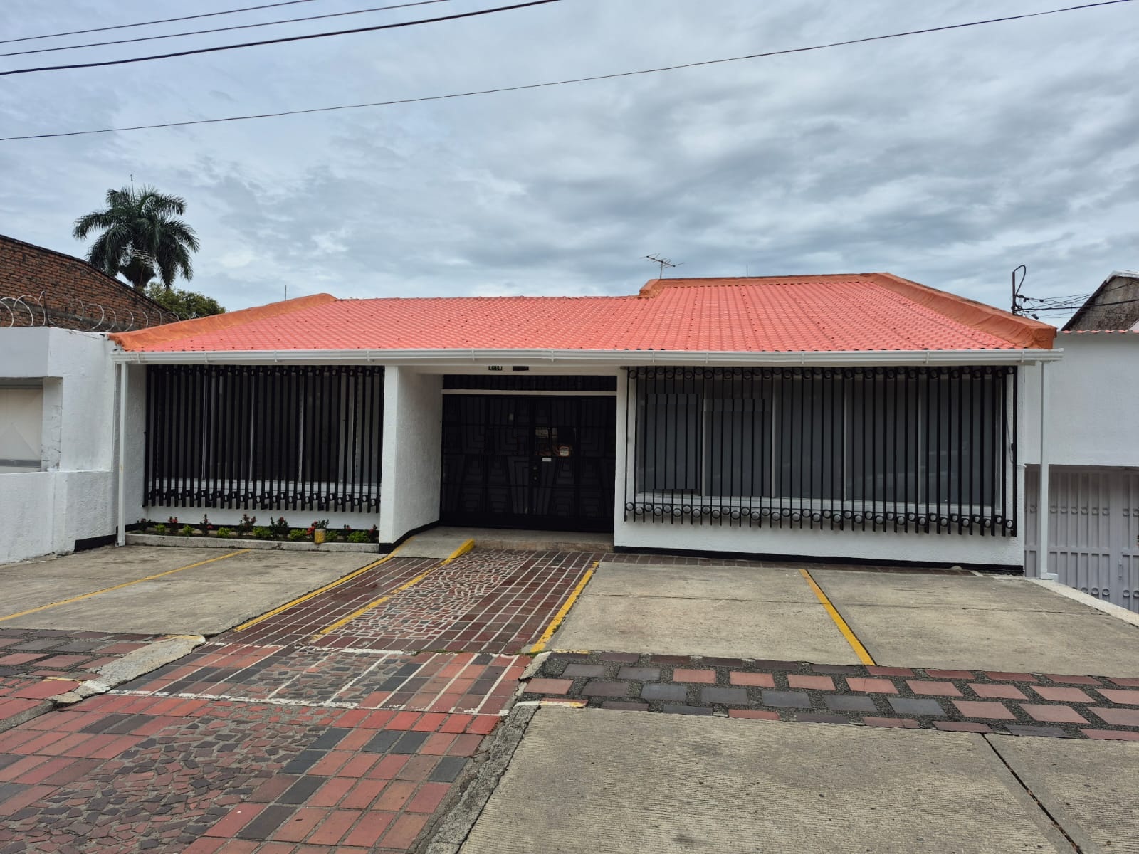 House for rent in San fernando viejo, Cali