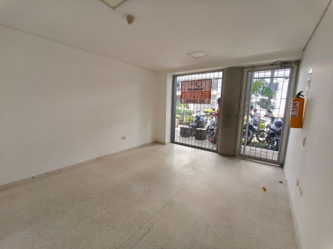 Local en arriendo en Versalles, Cali, 22 m² · foto 5 de 6