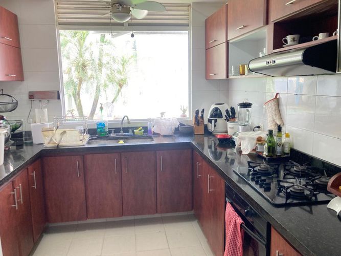 Casa de 5 alcobas en venta en Cr.La Castellana, Barranquilla, 400 m² · foto 9 de 24