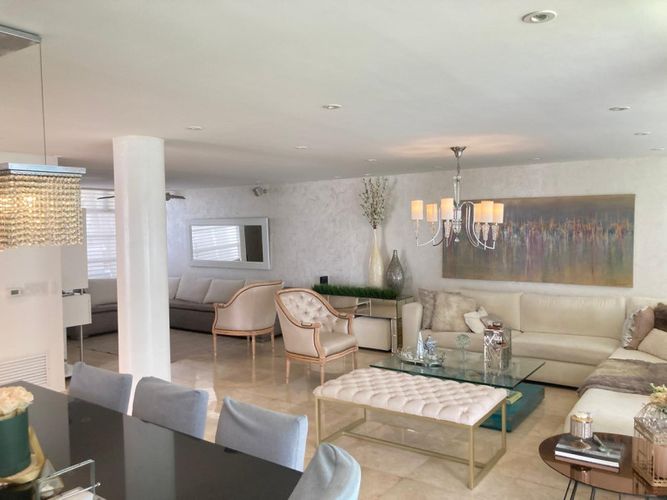 Casa de 5 alcobas en venta en Cr.La Castellana, Barranquilla, 400 m² · foto 15 de 24