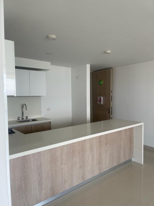 Apartamento de 3 alcobas en venta en Casco Antiguo - Floridablanca, Floridablanca, 100 m² · foto 4 de 24