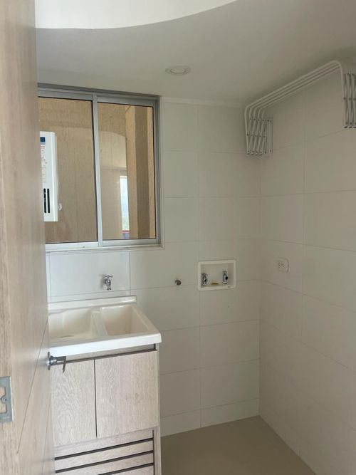 Apartamento de 3 alcobas en venta en Casco Antiguo - Floridablanca, Floridablanca, 100 m² · foto 17 de 24