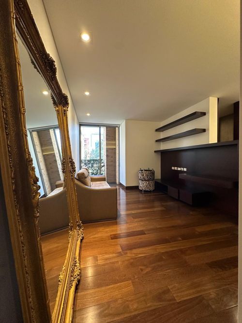 Apartamento de 3 alcobas en venta en Chicó Reservado, Bogotá, 303 m² · foto 6 de 24