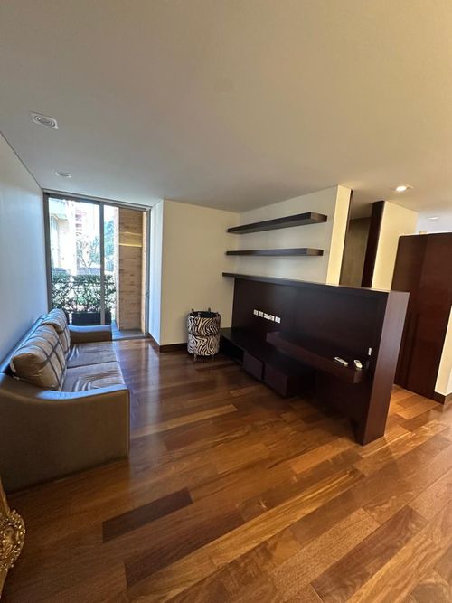 Apartamento de 3 alcobas en venta en Chicó Reservado, Bogotá, 303 m² · foto 11 de 24