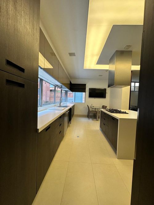 Apartamento de 3 alcobas en venta en Chicó Reservado, Bogotá, 303 m² · foto 19 de 24