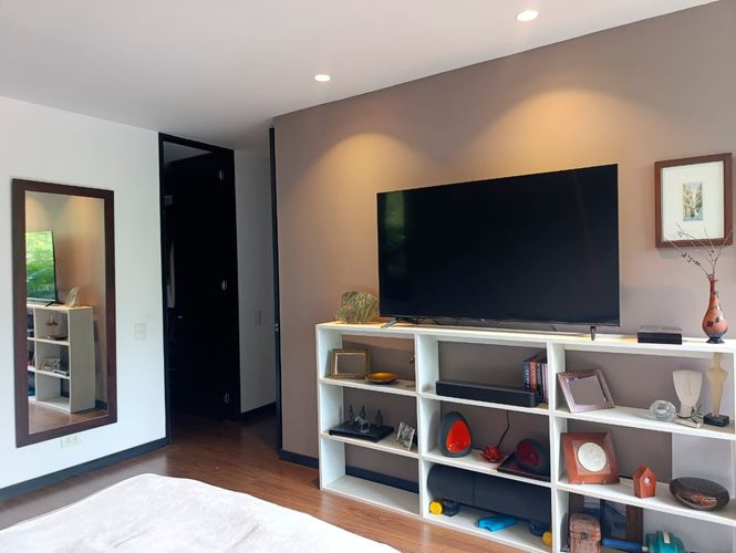 Apartamento de 2 alcobas en venta en El Poblado, Medellín, 104 m² · foto 13 de 17