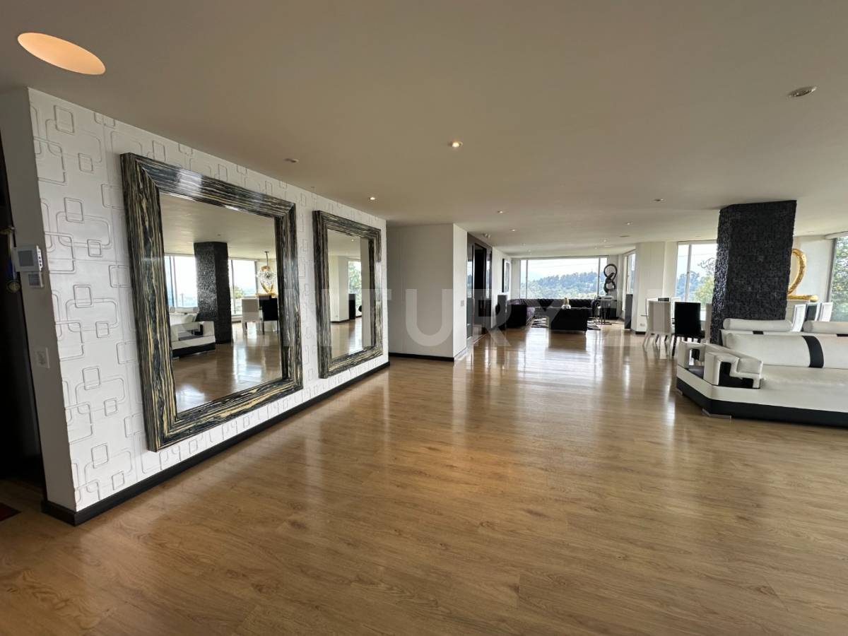 Apartamento en venta en Cerros De Suba, Bogotá · foto 2 de 22