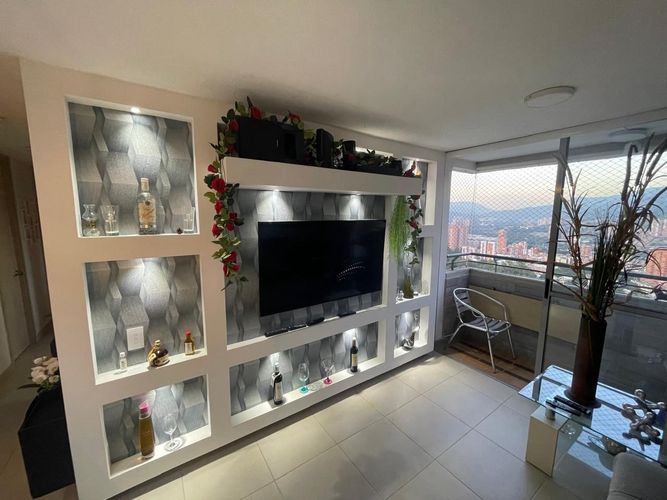Apartamento de 3 alcobas en venta en Molinares, Bello, 58 m² · foto 7 de 19