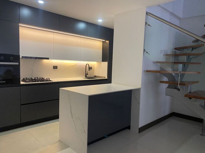 Apartamento de 3 alcobas en venta en Loma Del Chocho, Envigado, 114 m² · foto 3 de 13