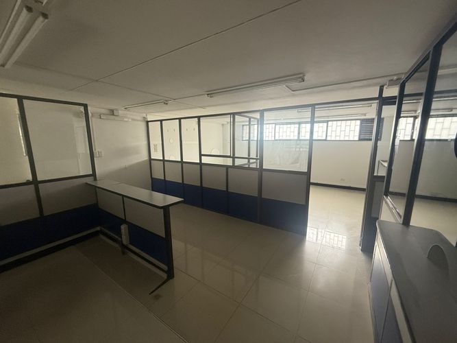 Local en arriendo en Sector Plaza De Bolivar, Pereira, 335 m² · foto 9 de 10