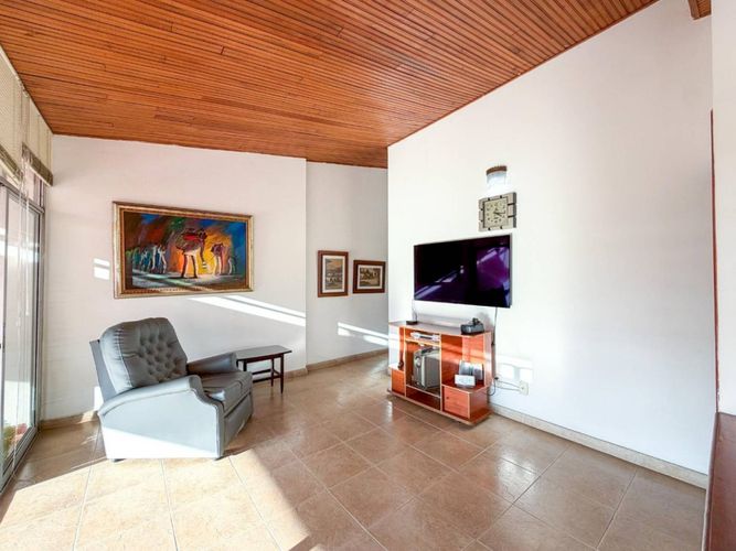 Apartamento de 3 alcobas en venta en Sotomayor, Bucaramanga, 265 m² · foto 11 de 21