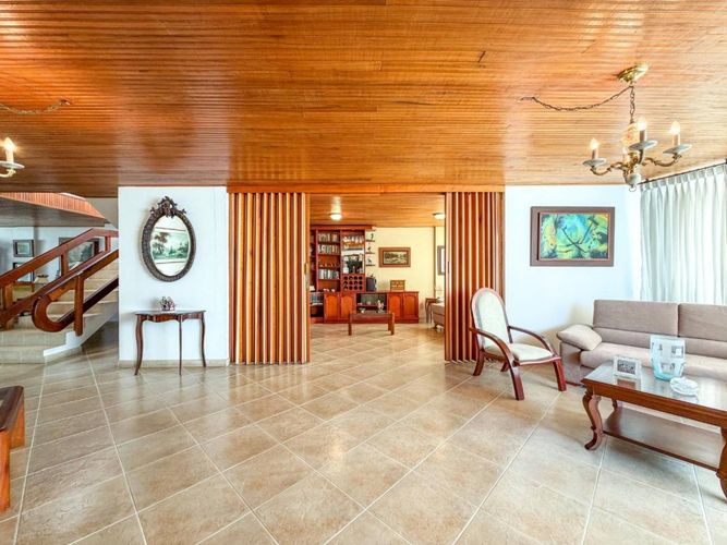 Apartamento de 3 alcobas en venta en Sotomayor, Bucaramanga, 265 m² · foto 17 de 21