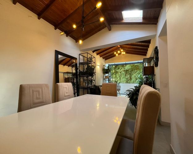 Apartamento de 3 alcobas en venta en El Poblado, Medellín, 87 m² · foto 8 de 15