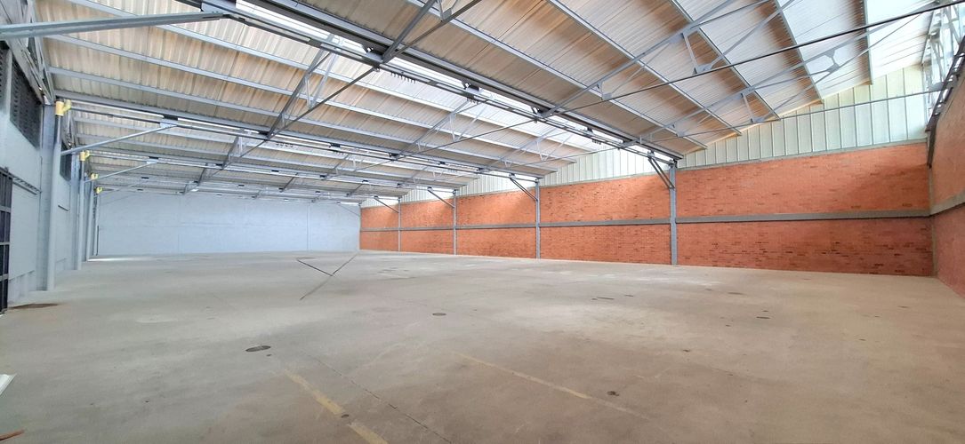 Bodega en arriendo en Arroyohondo, Cali, 2500 m² · foto 10 de 14