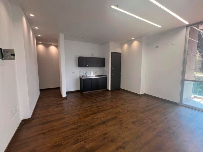 Oficina en arriendo en El Poblado, Medellín, 72 m² · foto 8 de 17