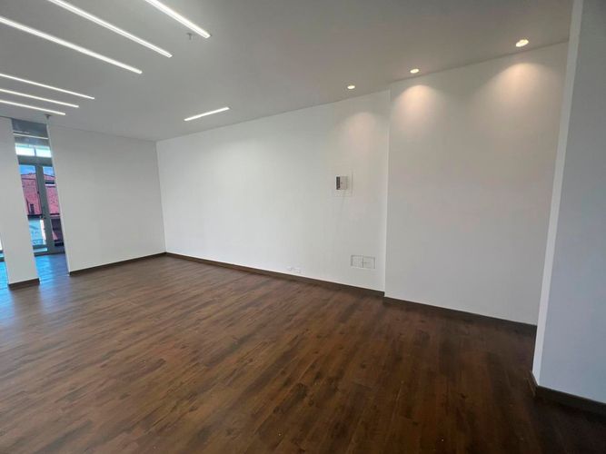 Oficina en arriendo en El Poblado, Medellín, 72 m² · foto 11 de 17