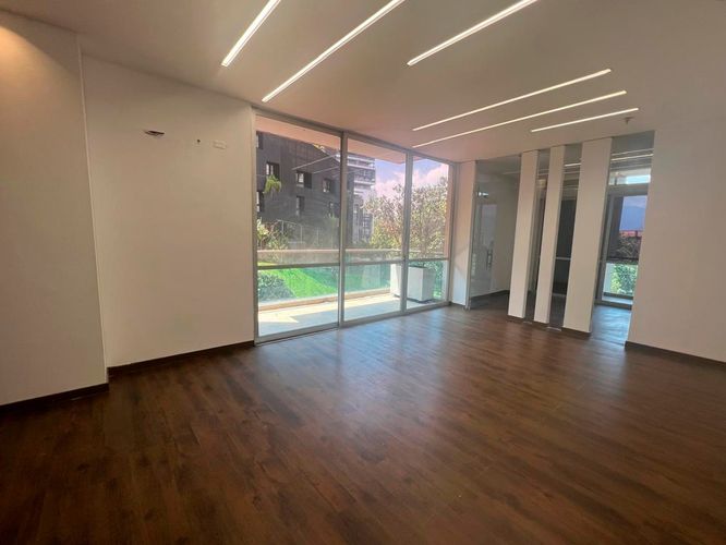 Oficina en arriendo en El Poblado, Medellín, 72 m² · foto 5 de 17