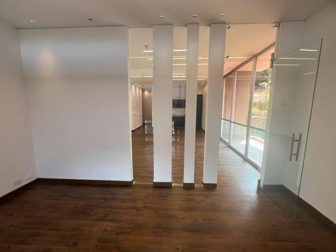 Oficina en arriendo en El Poblado, Medellín, 72 m² · foto 15 de 17