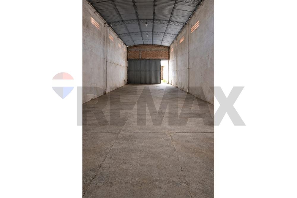 En venta depósito sobre Avda Transchaco, Loma Pyta — foto 2