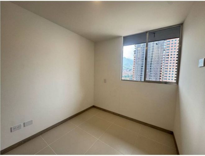 Apartamento de 3 alcobas en venta en Suramérica, Itagüí, 63 m² · foto 6 de 9