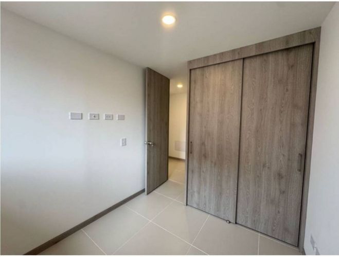 Apartamento de 3 alcobas en venta en Suramérica, Itagüí, 63 m² · foto 8 de 9