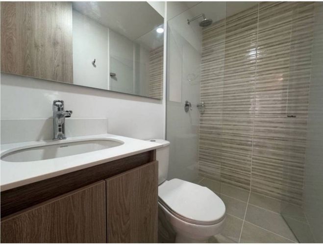 Apartamento de 3 alcobas en venta en Suramérica, Itagüí, 63 m² · foto 9 de 9