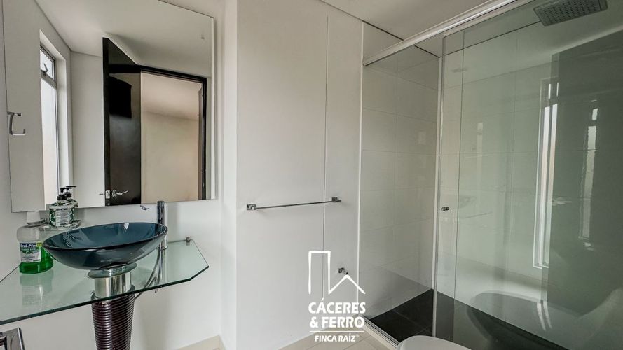 Apartamento de 3 alcobas en venta en Chicó Navarra, Bogotá, 159 m² · foto 20 de 23