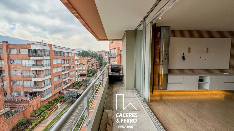Apartamento de 3 alcobas en venta en Chicó Navarra, Bogotá, 159 m² · foto 22 de 23