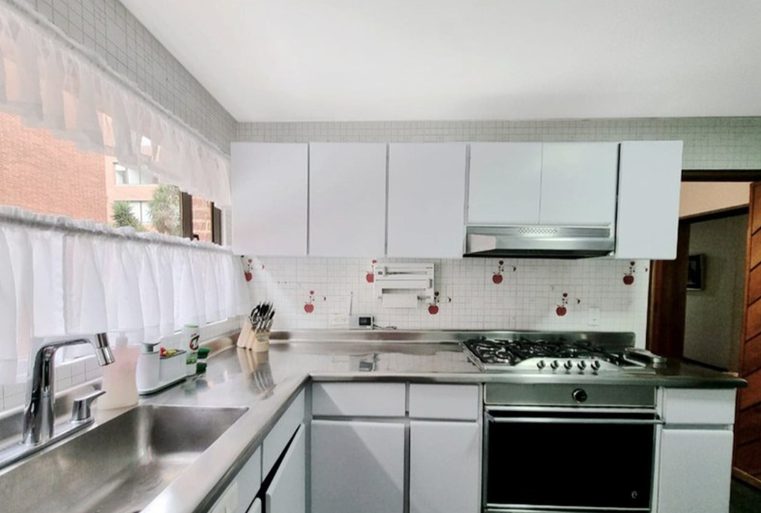 Apartamento en venta en La Carolina, Bogotá · foto 13 de 24