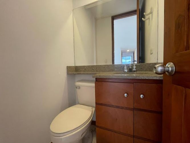 Apartamento de 3 alcobas en arriendo en El Tesoro, Medellín, 150 m² · foto 3 de 22