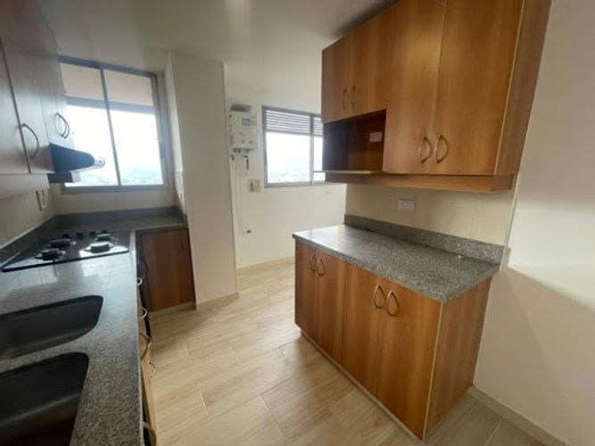 Apartamento de 3 alcobas en arriendo en El Tesoro, Medellín, 150 m² · foto 4 de 22