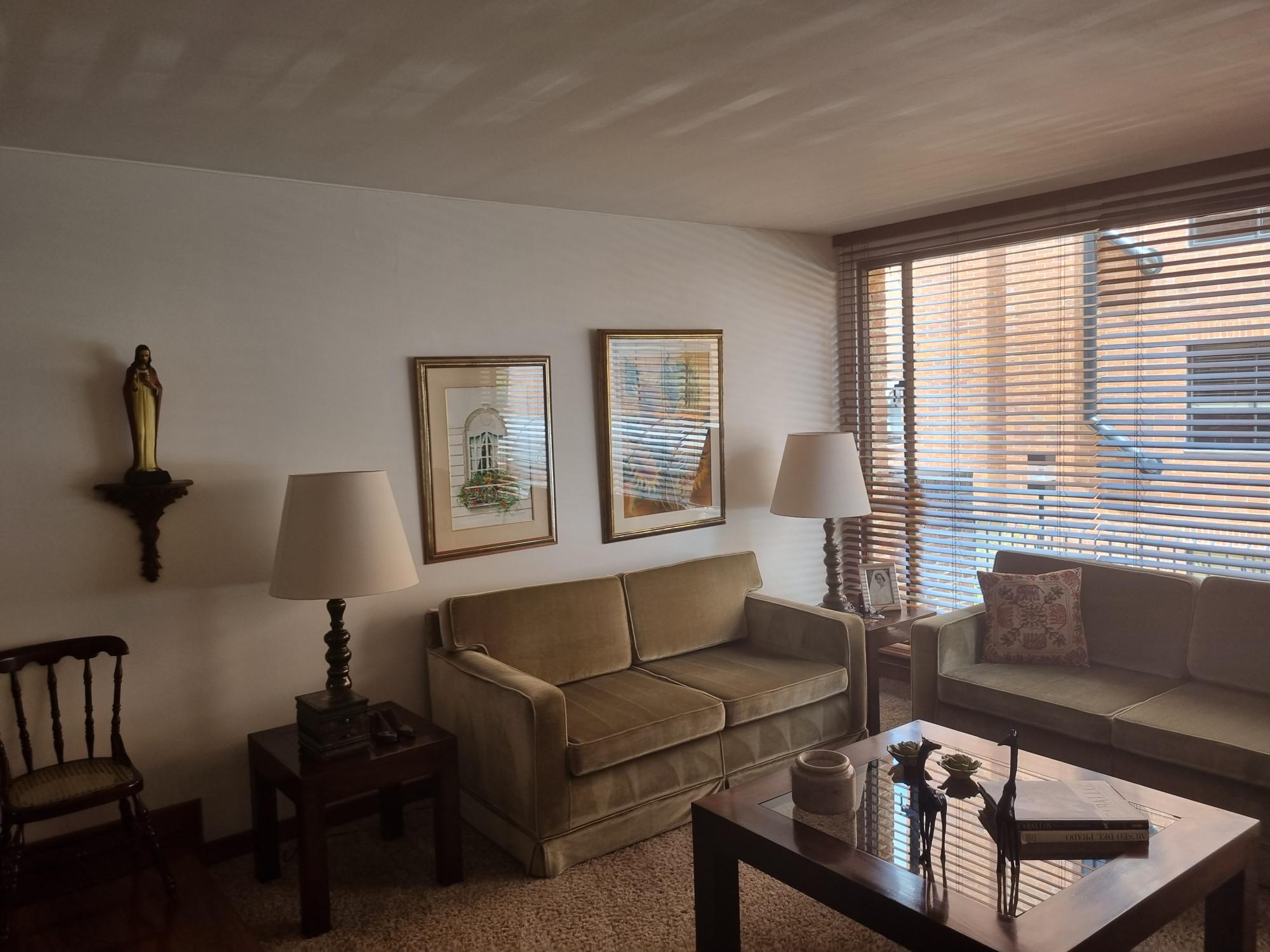 Apartamento en venta en La Carolina, Bogotá · foto 18 de 24