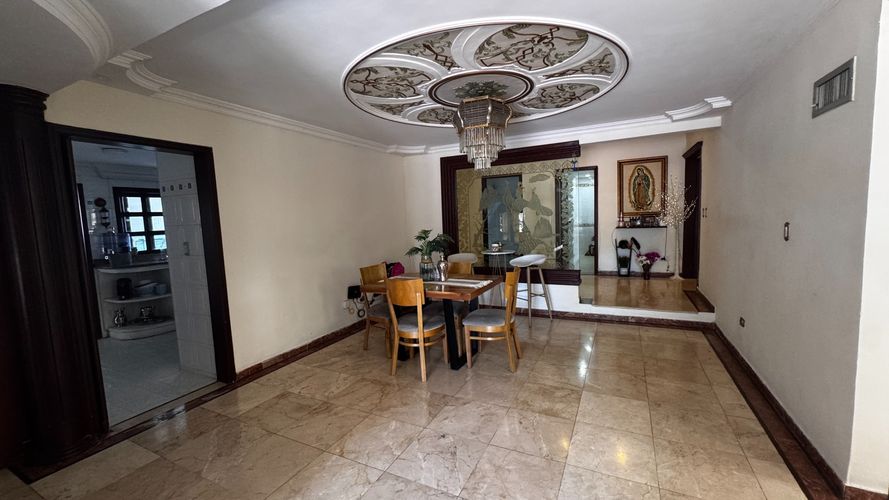 Casa de 4 alcobas en venta en Cuarto De Legua - Guadalupe, Cali, 450 m² · foto 5 de 24