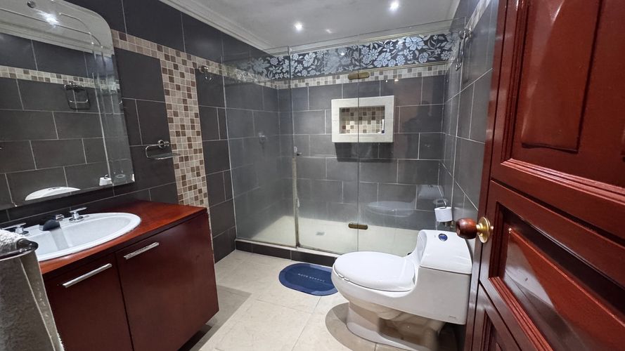 Casa de 4 alcobas en venta en Cuarto De Legua - Guadalupe, Cali, 450 m² · foto 12 de 24