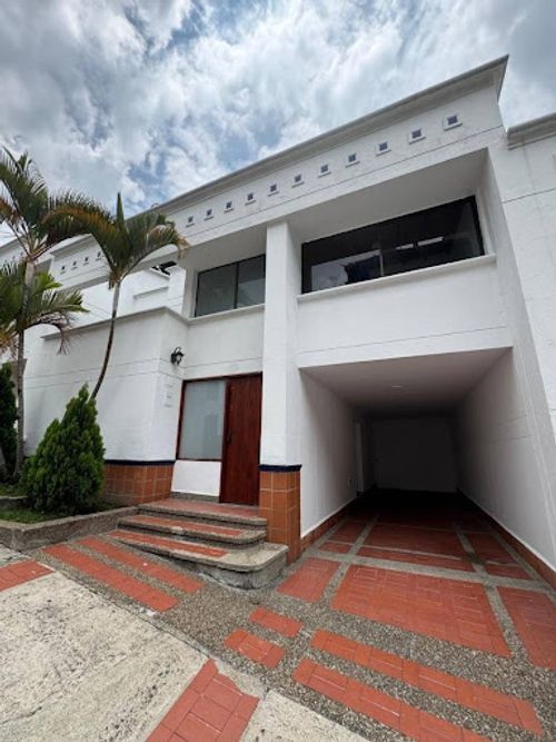 Casa de 3 alcobas en arriendo en San Lucas, Medellín, 170 m² · foto 18 de 20