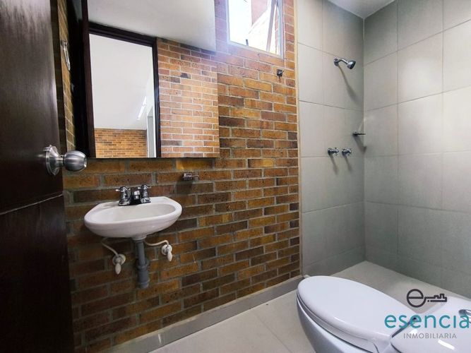Oficina en arriendo en Loma De San Julian, Medellín, 60 m² · foto 6 de 10