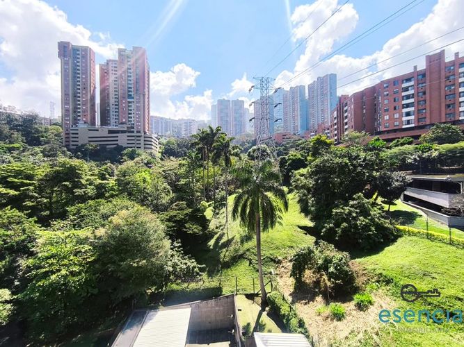 Oficina en arriendo en Loma De San Julian, Medellín, 60 m² · foto 7 de 10