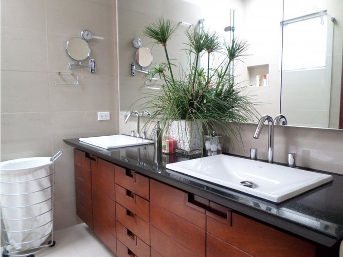 Casa de 4 alcobas en venta en Cerros De Niza, Bogotá, 269 m² · foto 12 de 19
