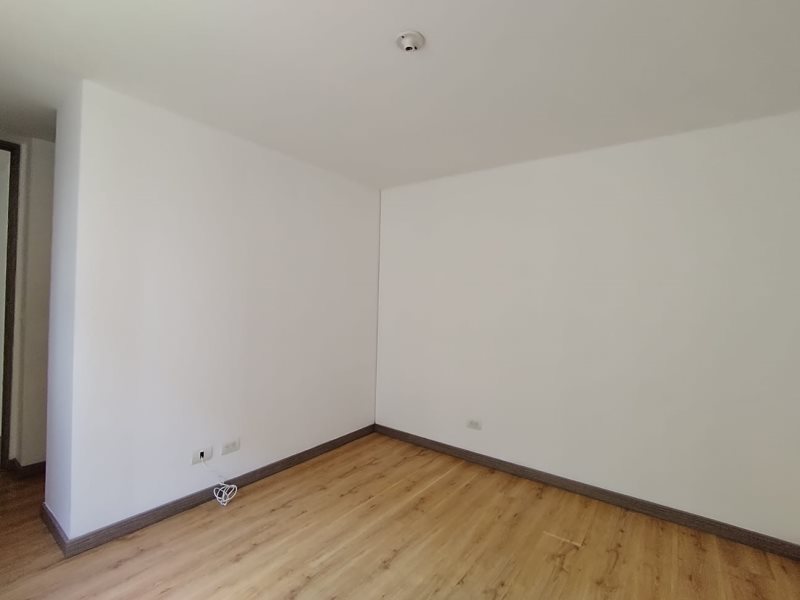 Apartamento en arriendo en Ciudad Del Río, Medellín · foto 7 de 24