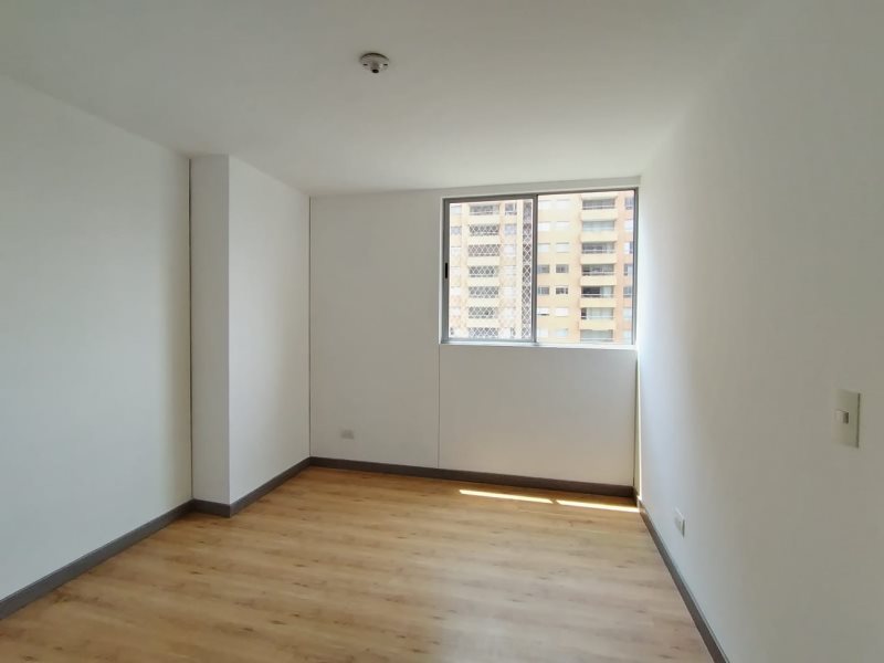 Apartamento en arriendo en Ciudad Del Río, Medellín · foto 23 de 24