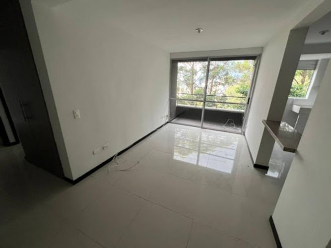 Apartamento de 3 alcobas en arriendo en Rodeo Alto, Medellín, 65 m² · foto 4 de 24